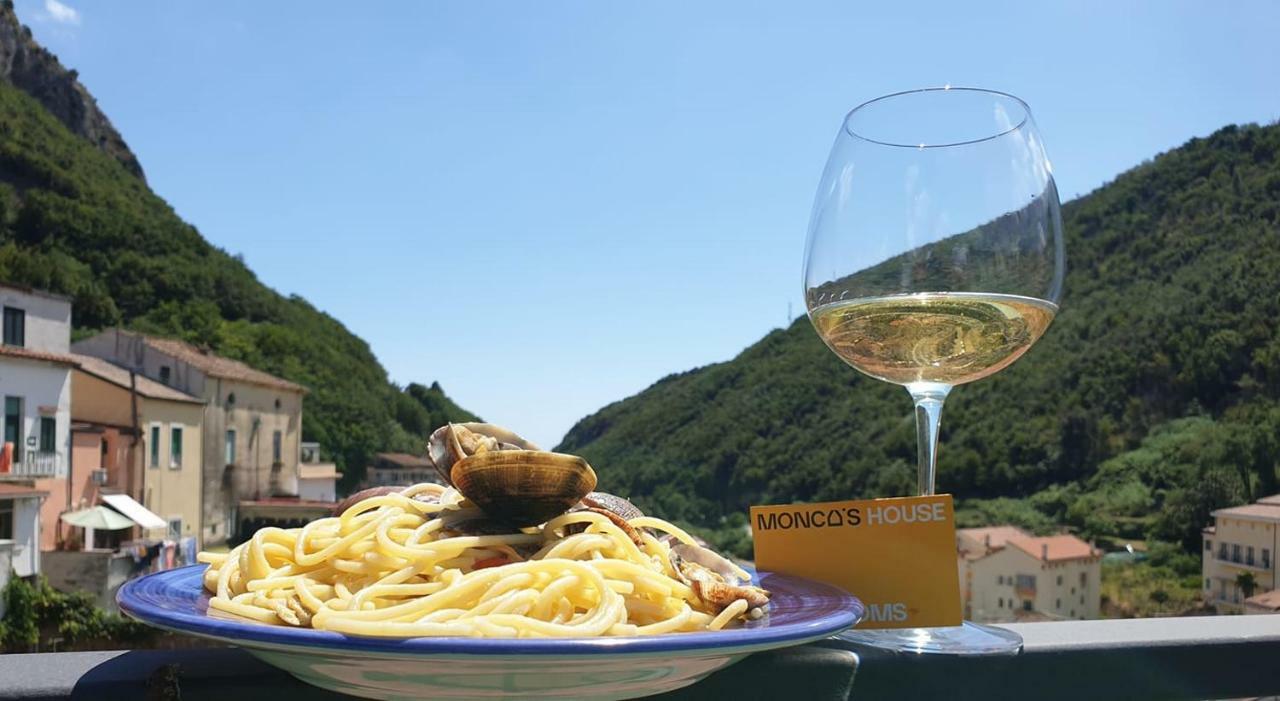 Monca'S House Bed & Breakfast Vietri sul Mare Exterior photo